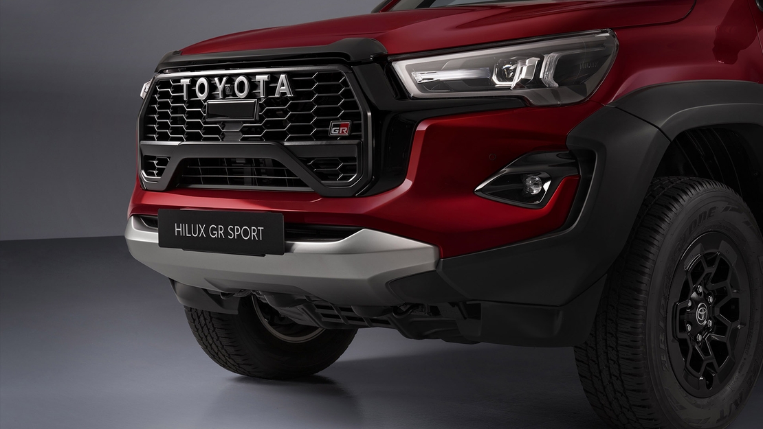 Toyota-Hilux-GR-SPORT-II-exterieur-bumper