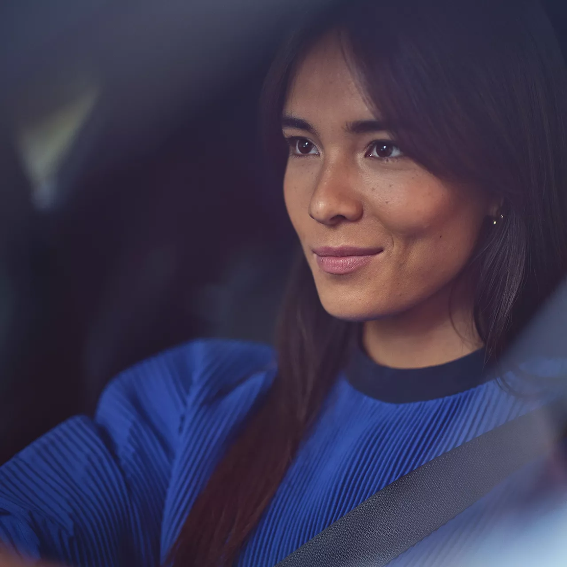 Toyota_Yaris_Spotlight_1280x1280